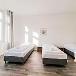 Tolstov - Several 1 Fitter With Kitchen And Washing Machine - 25 Min Messe Dus Appartement *