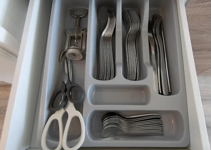 Tolstov - Several 1 Fitter With Kitchen And Washing Machine - 25 Min Messe Dus Apartment *