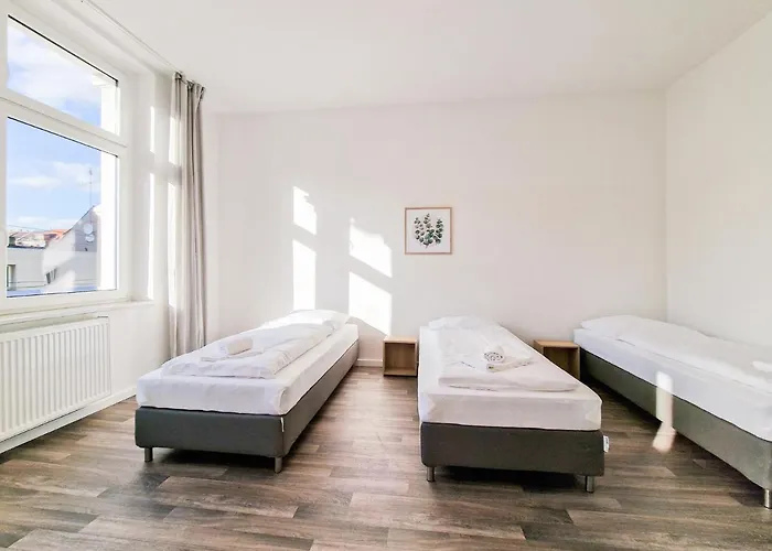 Tolstov - Several 1 Fitter With Kitchen And Washing Machine - 25 Min Messe Dus Apartment *