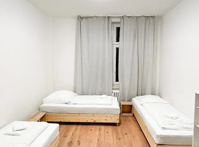 Tolstov - Several 1 Fitter With Kitchen And Washing Machine - 25 Min Messe Dus Apartment *