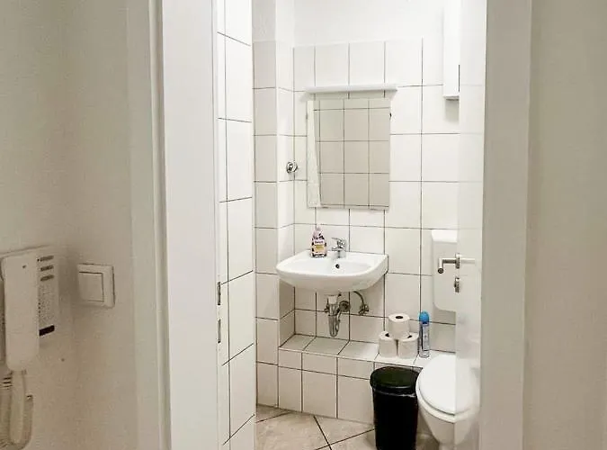 Tolstov - Several 1 Fitter With Kitchen And Washing Machine - 25 Min Messe Dus Apartment *