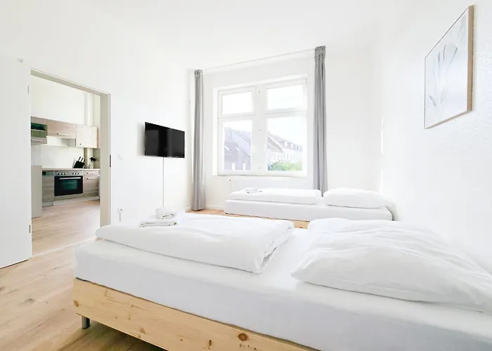 Tolstov - Several 1 Fitter With Kitchen And Washing Machine - 25 Min Messe Dus